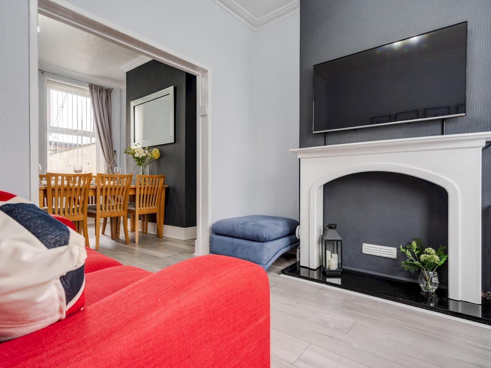 Pass The Keys Ruiskin St - Liverpool Kirkdale Terrace Sleeps 5 Parking Villa Luaran gambar