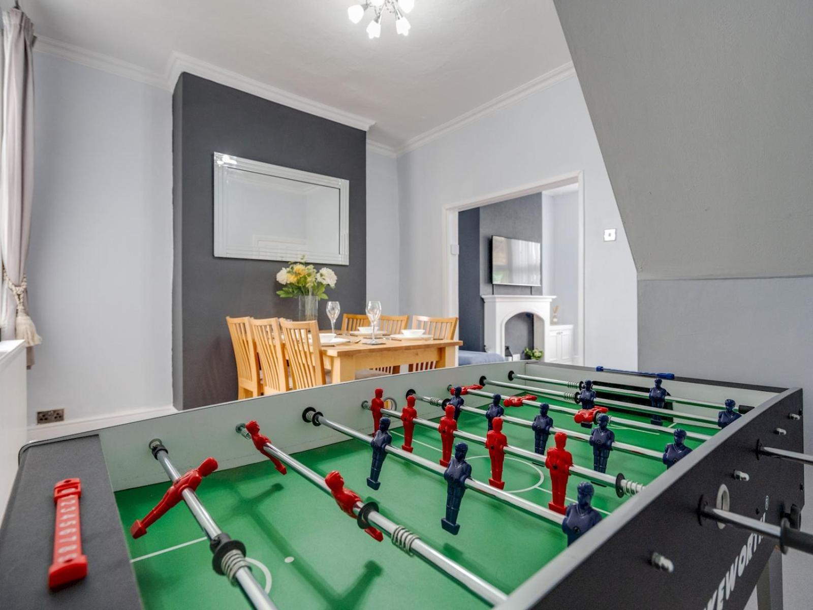 Pass The Keys Ruiskin St - Liverpool Kirkdale Terrace Sleeps 5 Parking Villa Luaran gambar